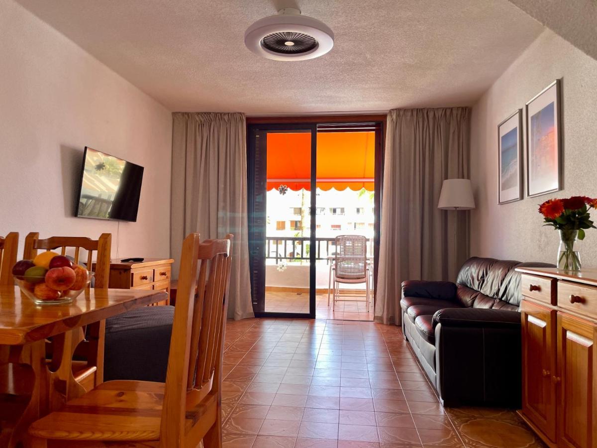 Sunny 2-Bedroom Apartment In Parque Santiago II Playa de las Americas  Zewnętrze zdjęcie